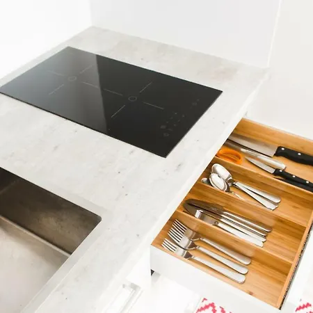 Vironkatu 3 * Helsinki